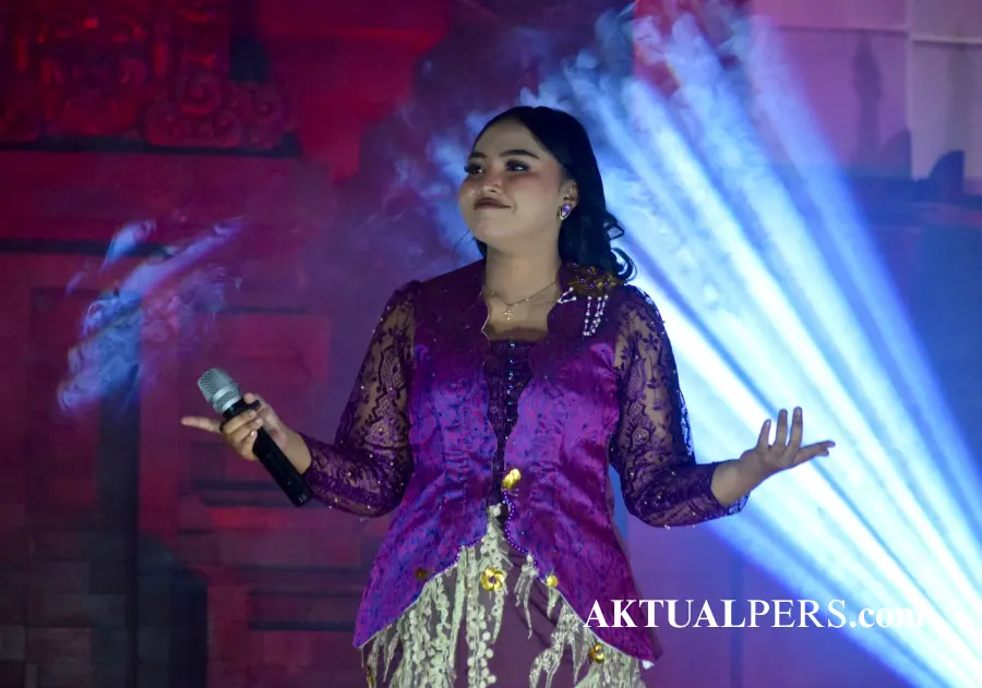 Delapan Finalis Bersinar Gemerlap di Grand Final Duta Kampus UWKS : FKH Borong Juara Umum, 2 Wakilnya Tampil Cemerlang!